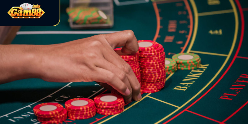 Người chơi trải nghiệm baccarat hấp dẫn tại sòng bài trực tuyến GAM88